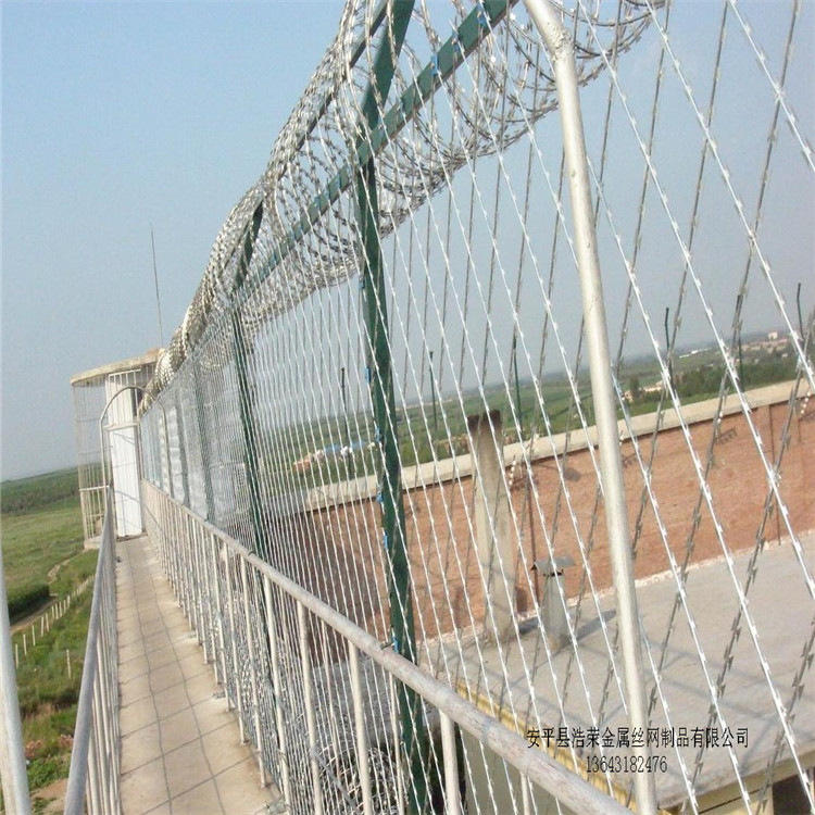 刀片刺網(wǎng)安裝效果圖 刀片刺網(wǎng)安裝效果圖