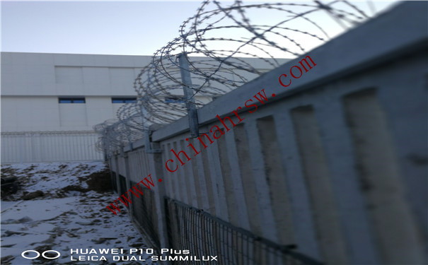 高鐵刀片刺繩安裝效果圖 高鐵刀片刺繩安裝效果圖