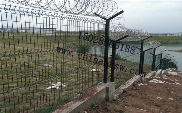 刺繩護欄網(wǎng)價格 刺繩護欄網(wǎng)價格