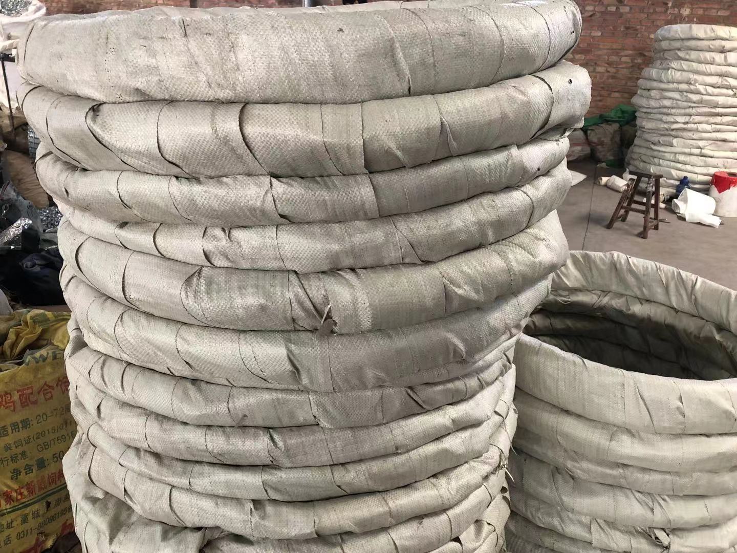 刀片刺繩 刀片刺繩