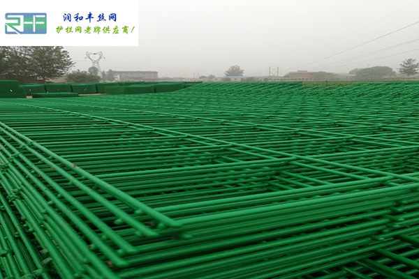 牧場安裝刺繩 牧場安裝刺繩